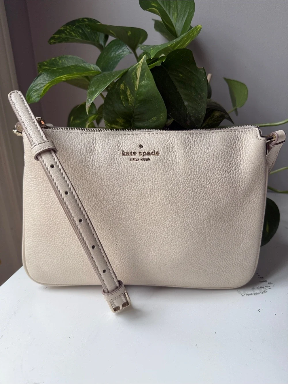 Kate Spade Pebbled Leather Crossbody in Light Cream